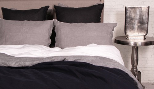 FRENCH-COUNTRY-black-bedding-m2woman